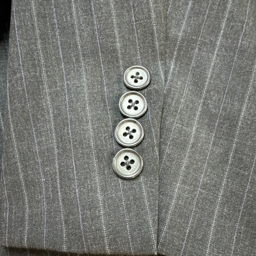 Hart Schaffner Marx Gold Trumpeter Gray Stripe Suit 38R Pants 32 x 30 Vintage